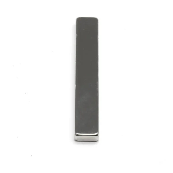 Magnete per Smalto Gel Effetto Cat Eye (1 × 6 cm) - immagine 2
